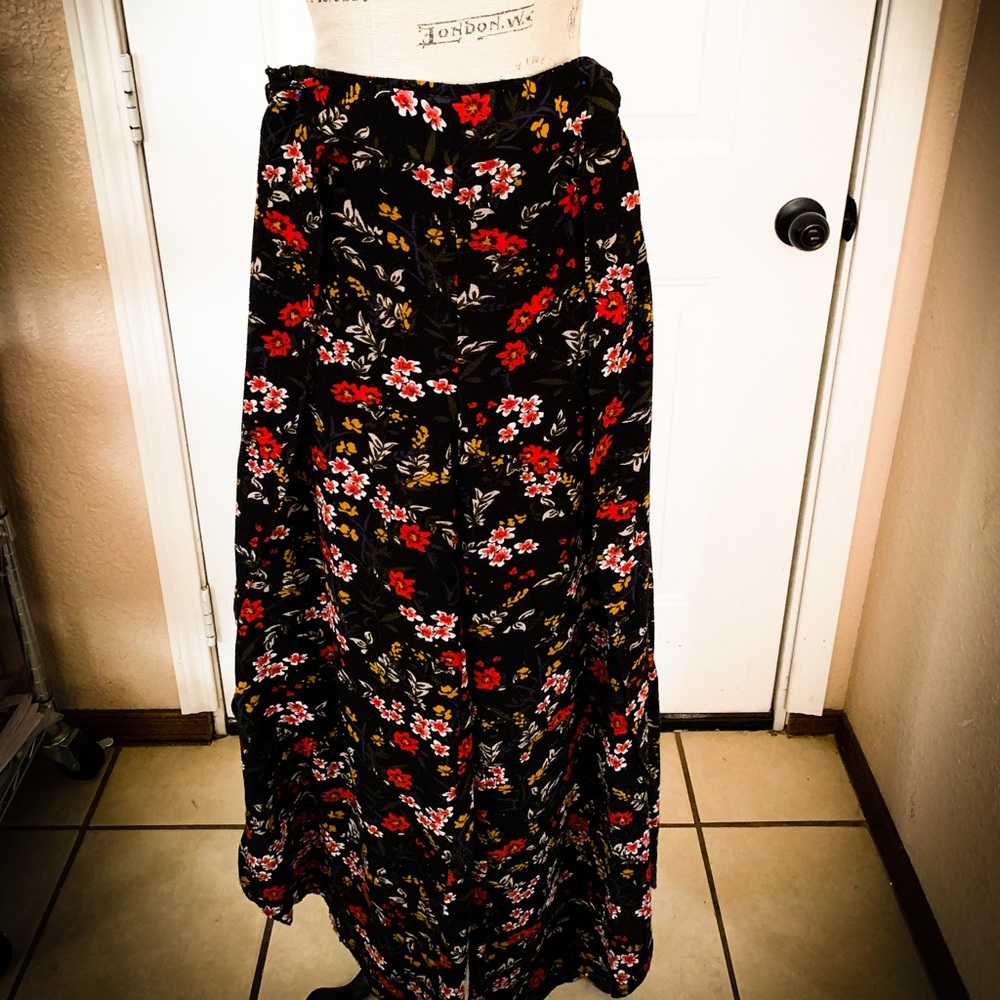 Forever 21 floral pants